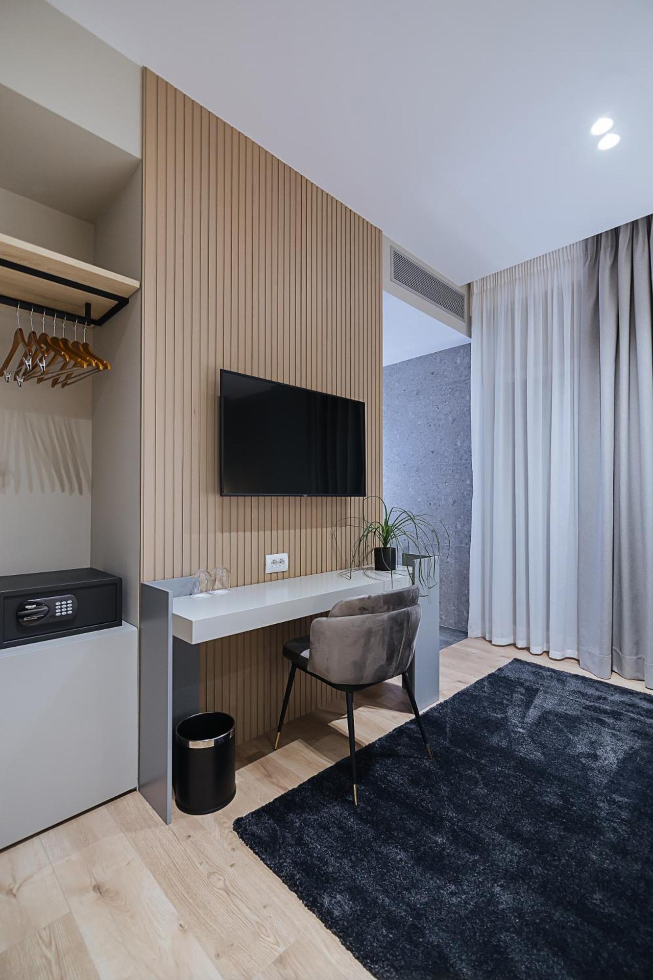Park Plazza Hotel Korce Kamer foto